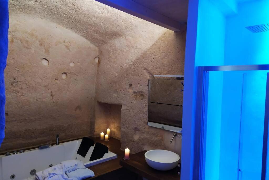 Villa Fornaci 46 Sassi Con Idromassaggio Matera Exterior foto